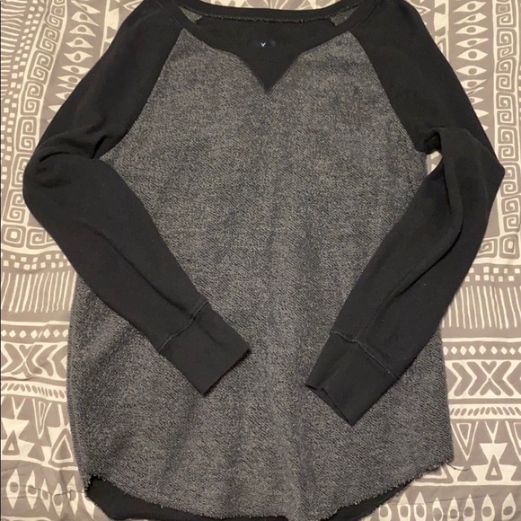 Grey/black American Eagle begging sweatshirt - Picture 1 of 3